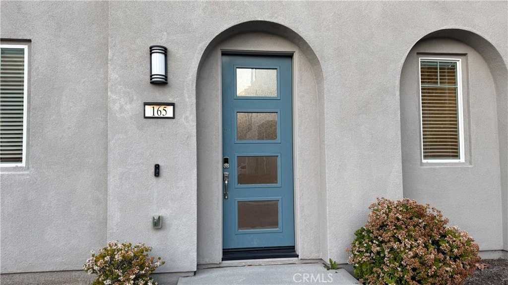 165 Tenor - Photo 2 of 22