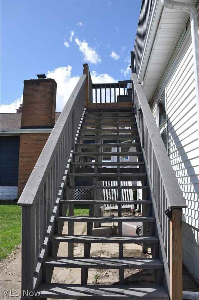 11 E Main St - Photo 3 of 18