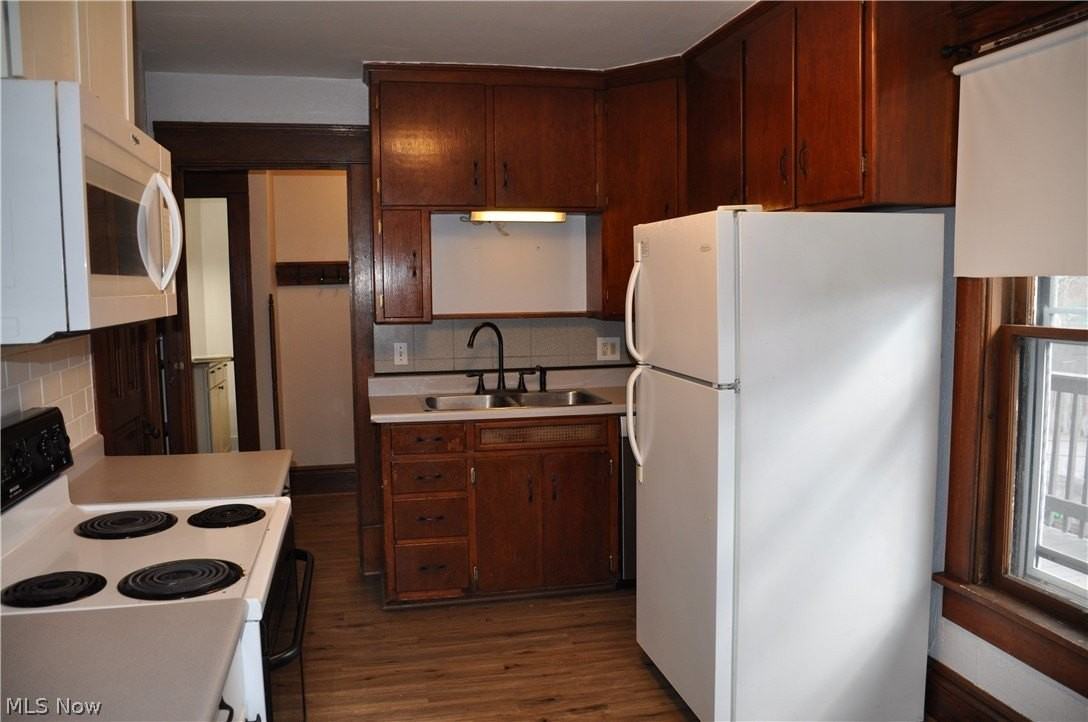 11 E Main St - Photo 7 of 18