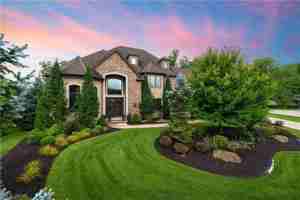 featured image of 3600 Oxford Cir