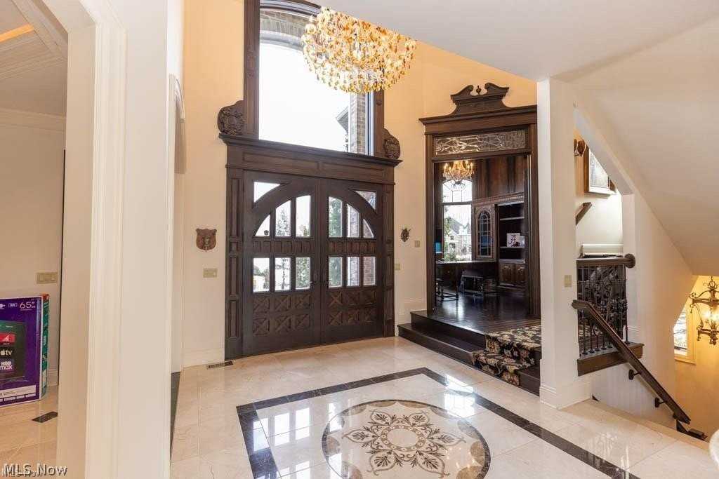 3600 Oxford Cir - Photo 6 of 49