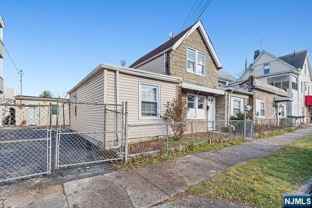 503 12th Ave ## 505 - Photo 1 of 1
