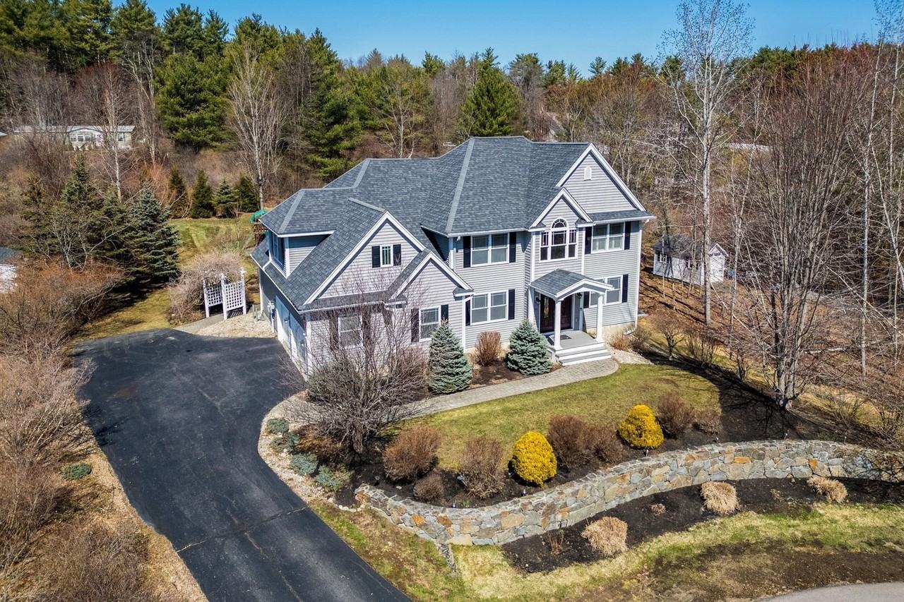 32 Olive Meadow Ln