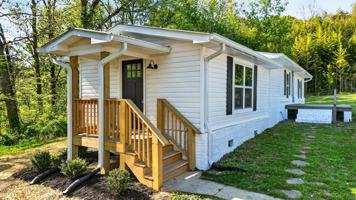 featured image of 155 Bradford Ln #1