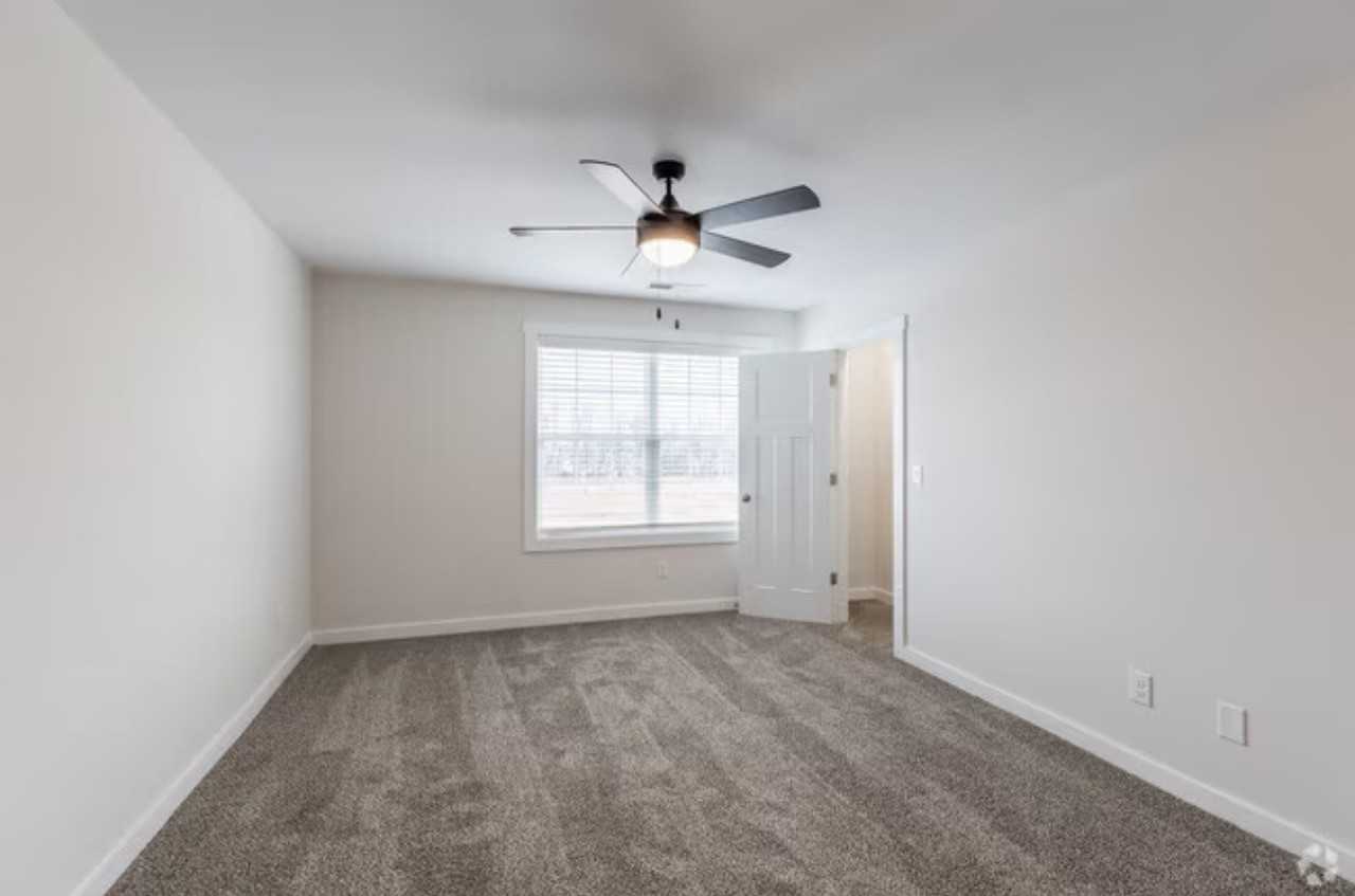 110A Aviator Cir #110A - Photo 3 of 8