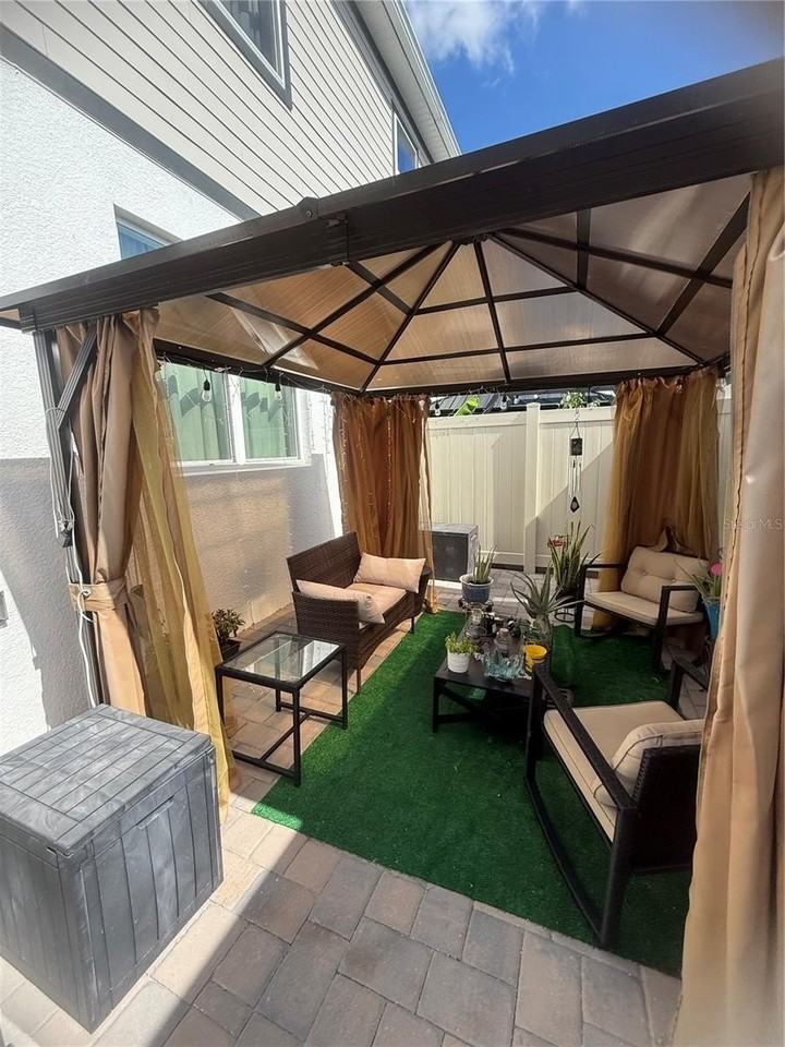 9261 Gran Teatro Dr - Photo 6 of 50