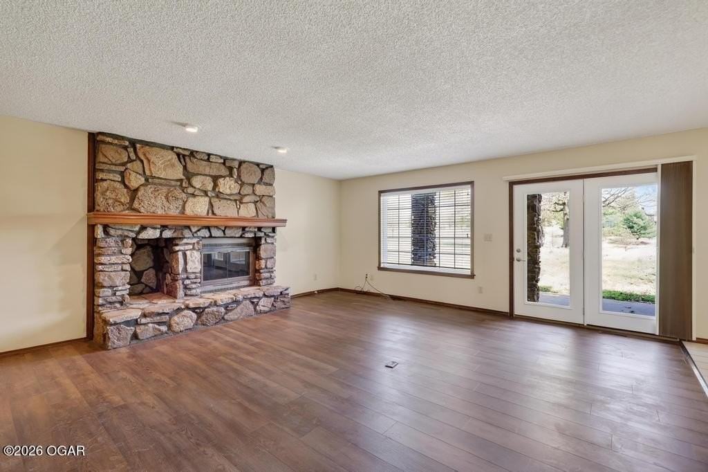 2756 N Loma Linda Dr Unit A - Photo 3 of 16