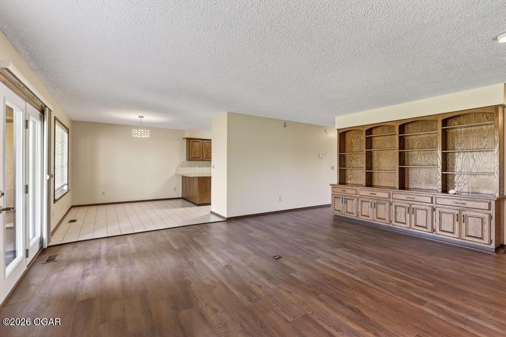 2756 N Loma Linda Dr Unit A - Photo 6 of 16