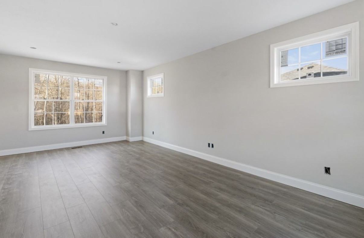 422 Mattingly Dr #1 - Photo 3 of 12