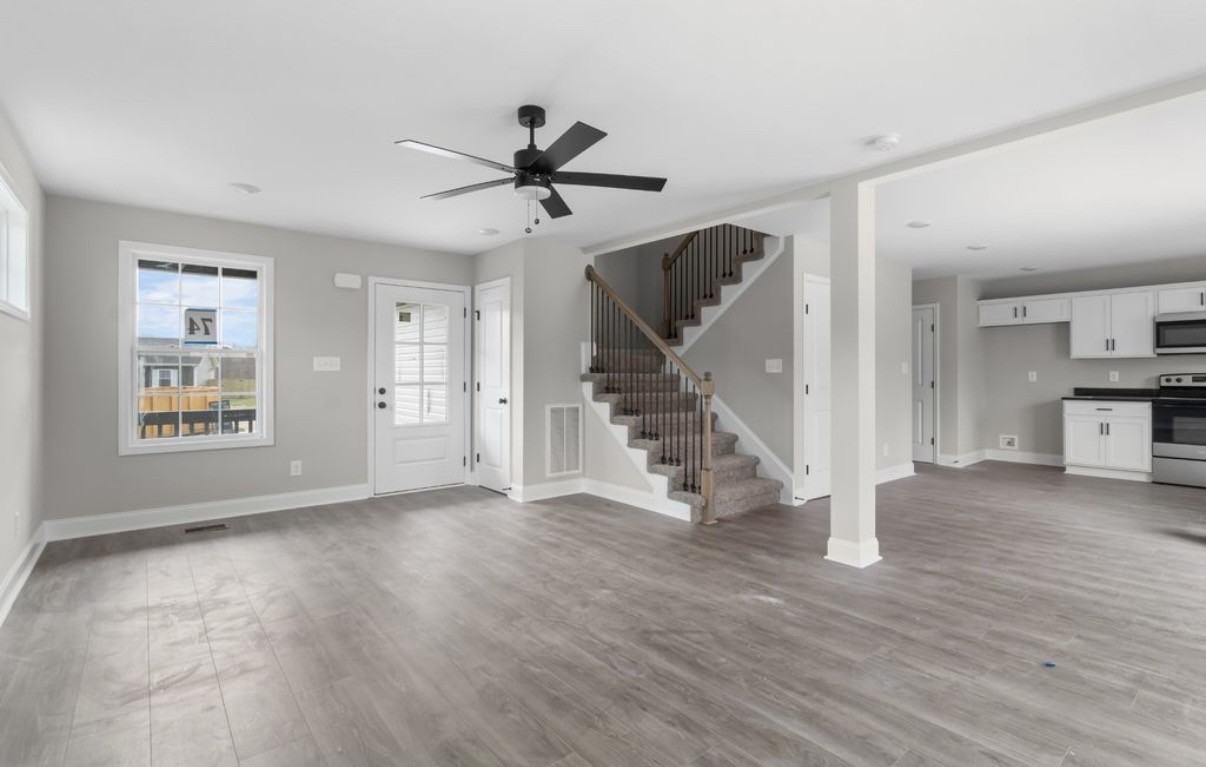 422 Mattingly Dr #1 - Photo 5 of 12