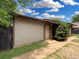 featured image of 8869 Meadow Trace St