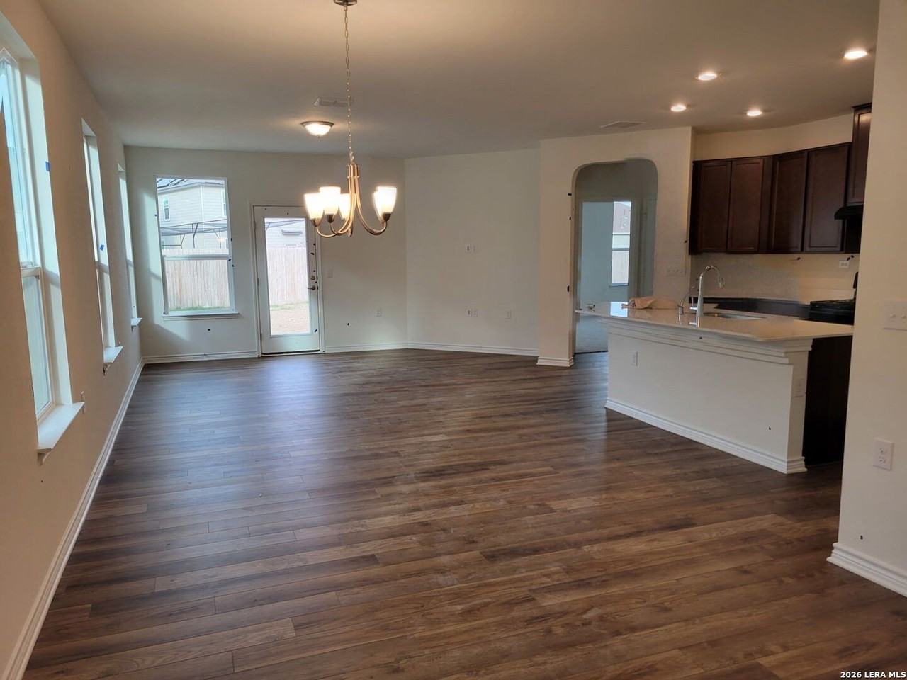 6511 Hibiscus Fls - Photo 2 of 7