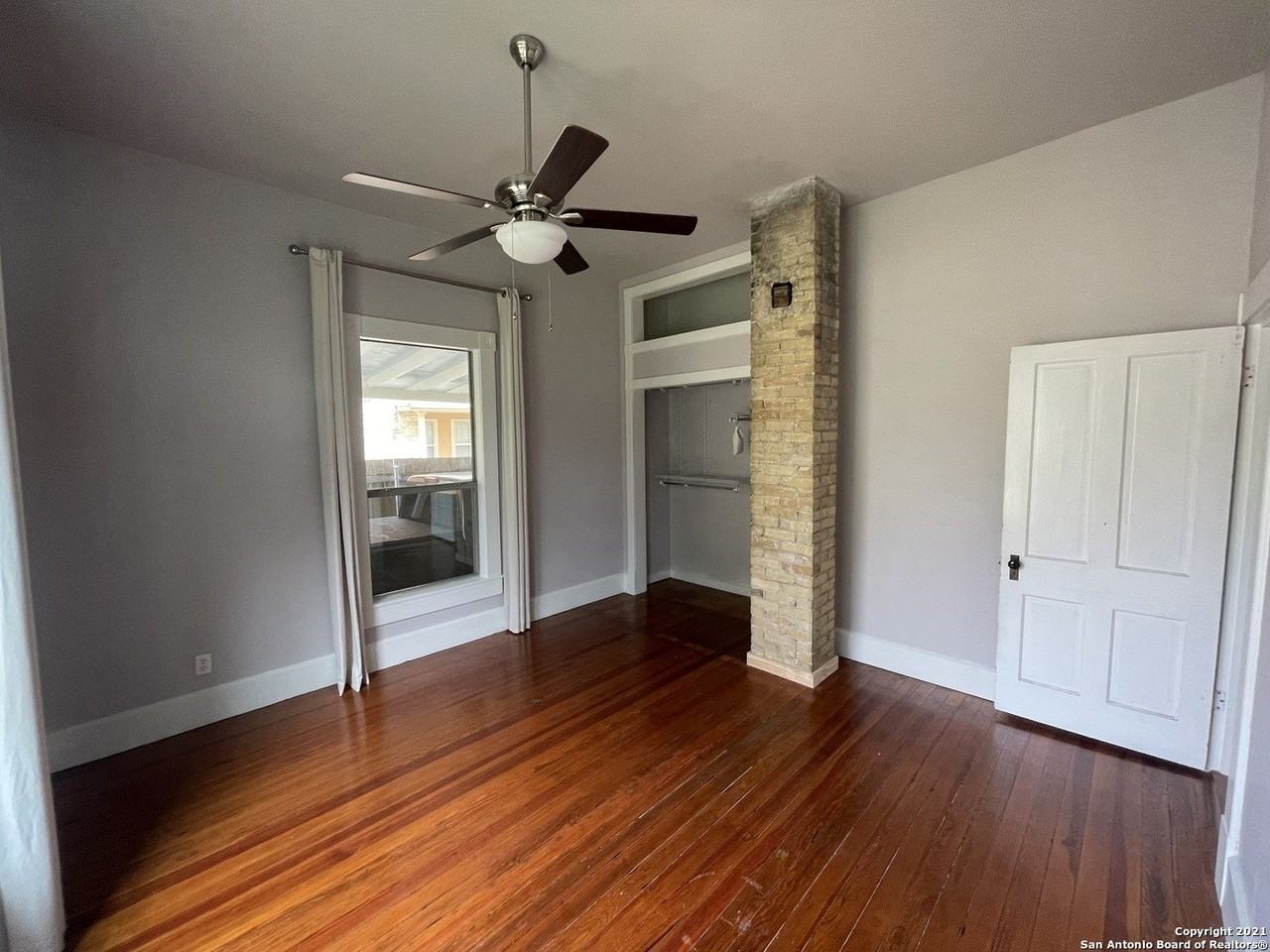 218 Vance St - Photo 6 of 9