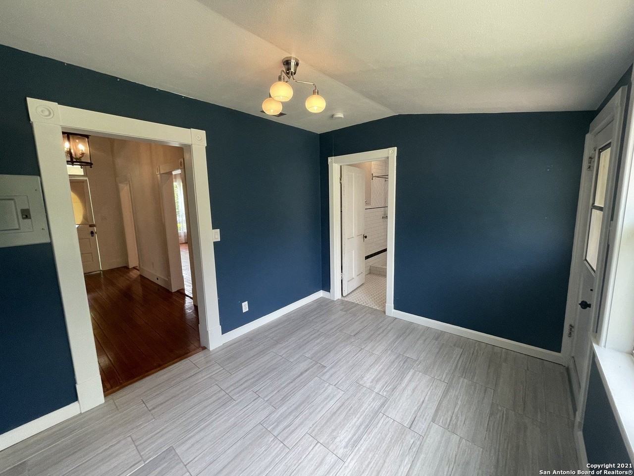 218 Vance St - Photo 7 of 9