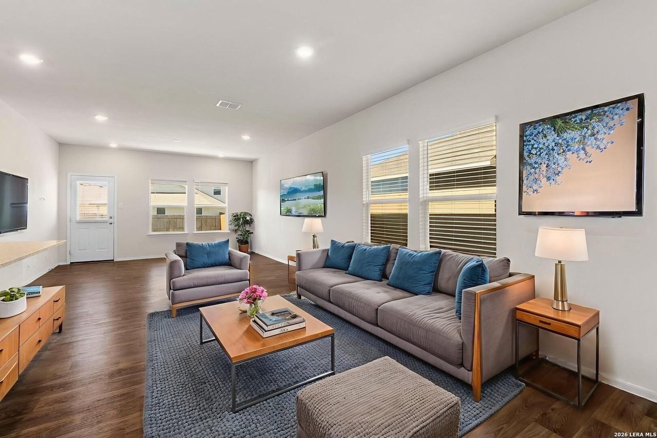 4021 Lilac Path - Photo 4 of 28