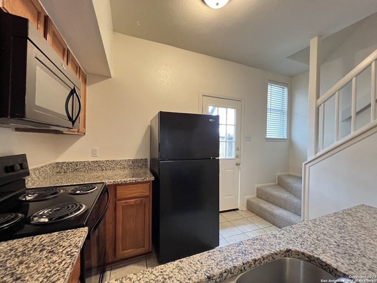 1953 Budding Blvd - Photo 6 of 17