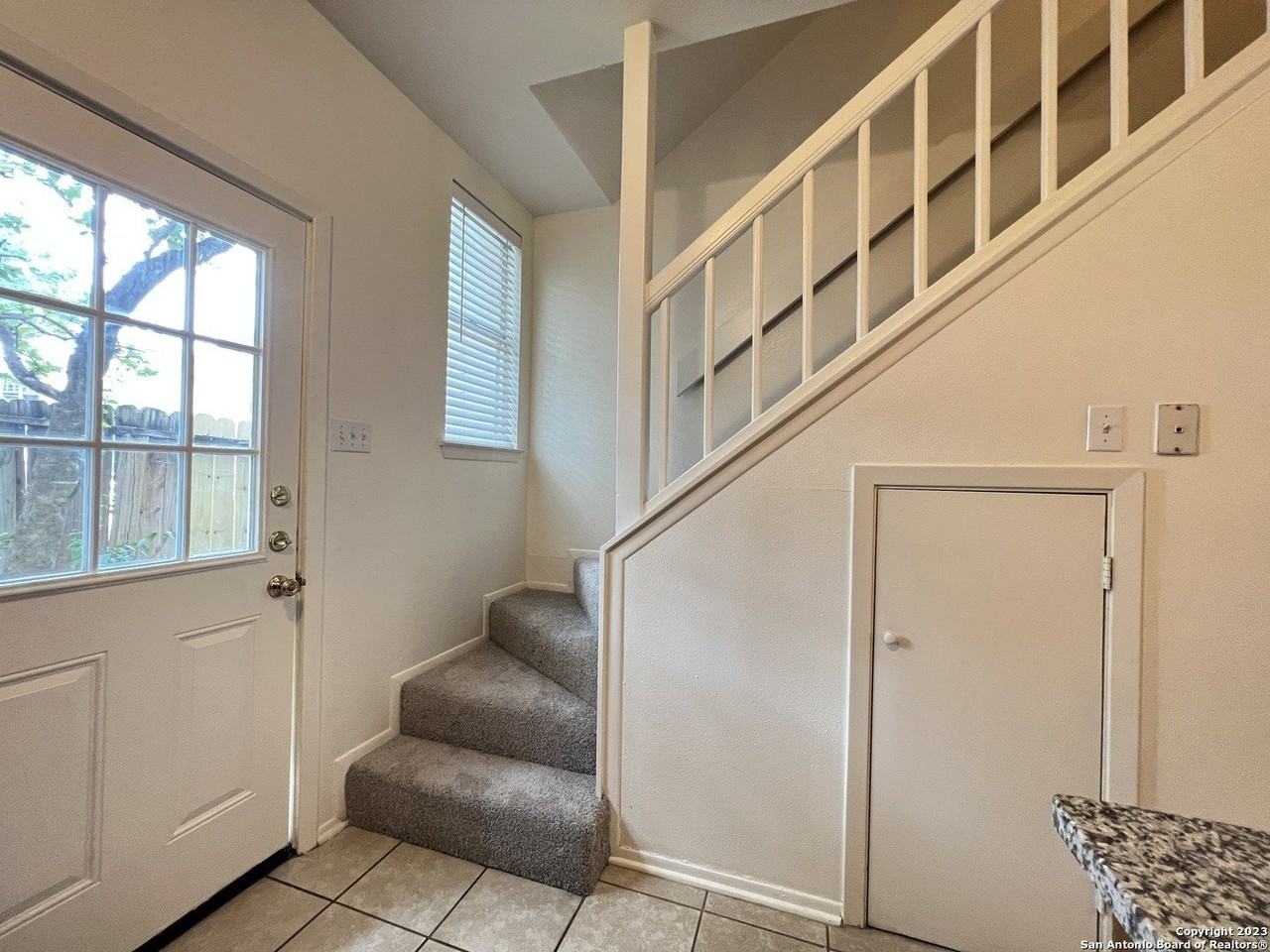 1953 Budding Blvd - Photo 7 of 17