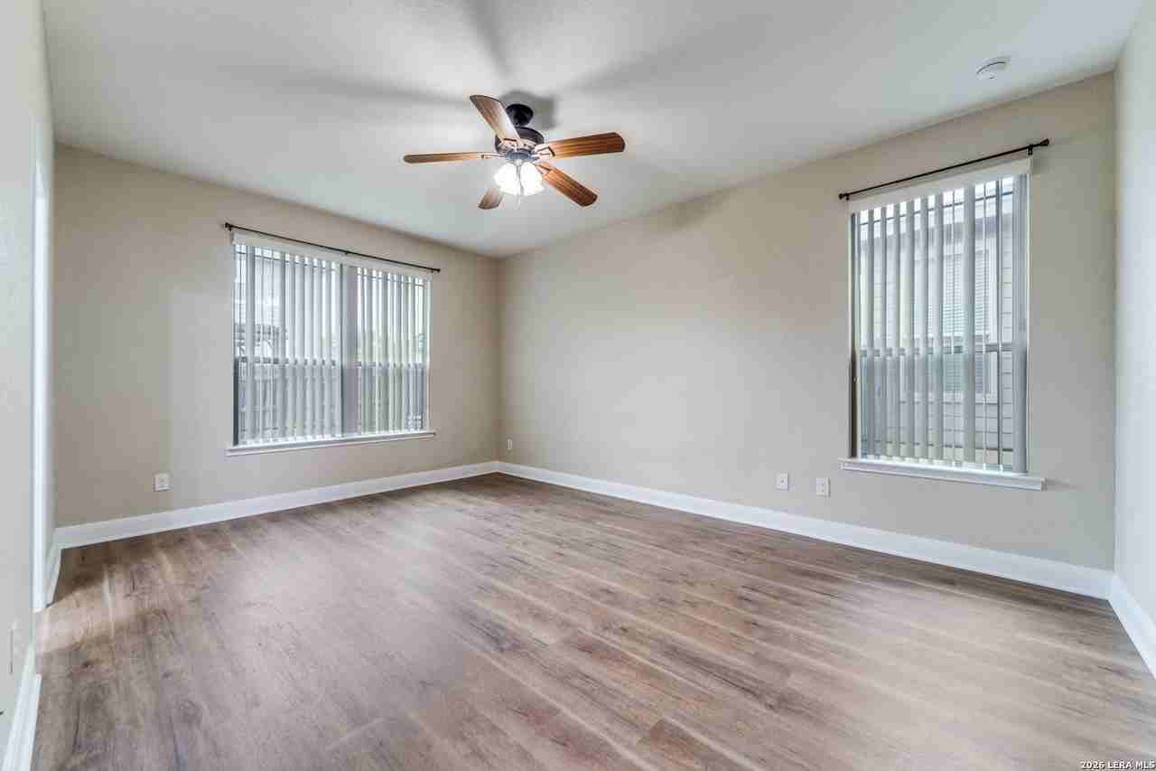 160 Rolling Crk - Photo 6 of 12