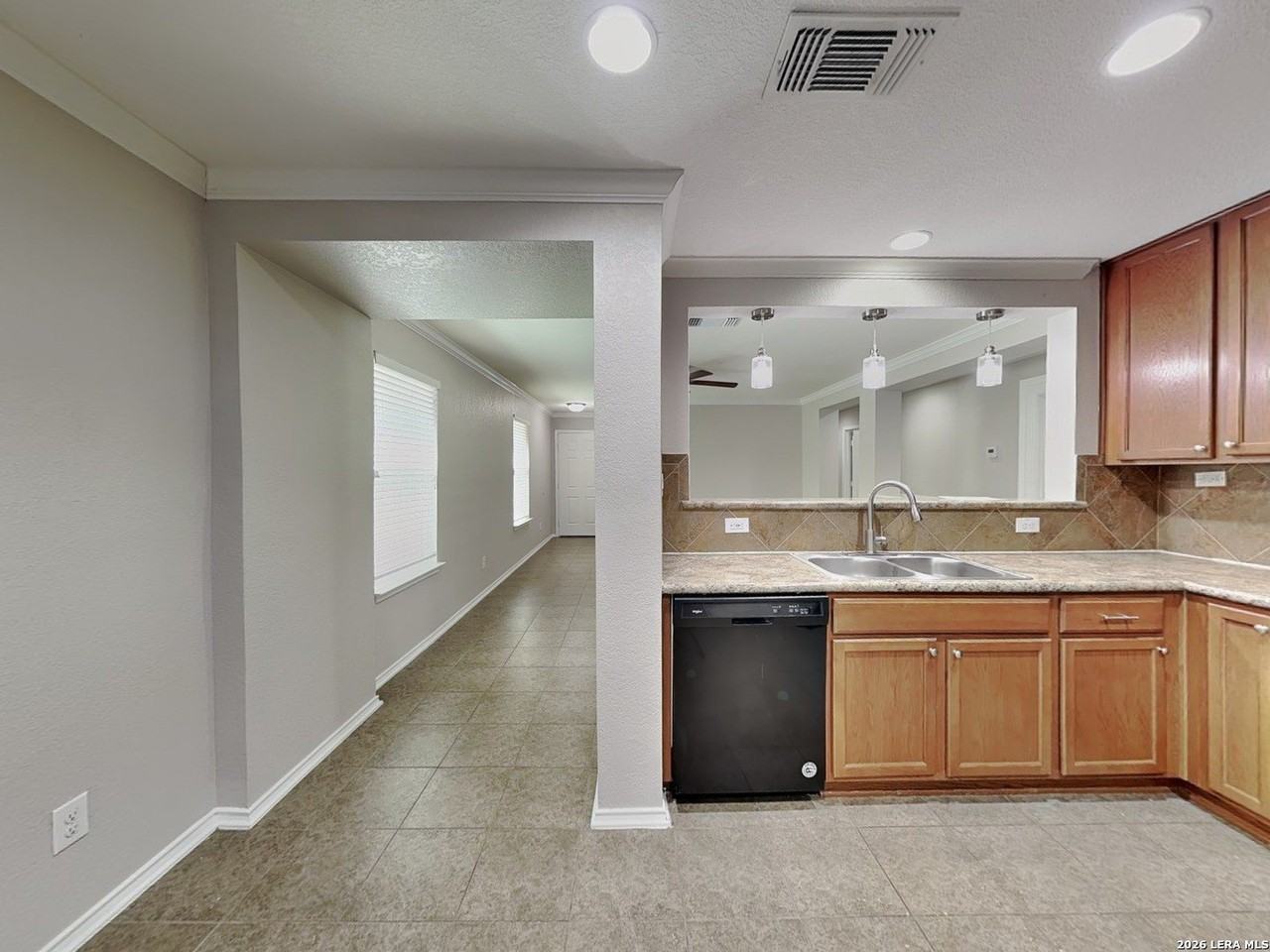 4330 Safe Hbr - Photo 4 of 17