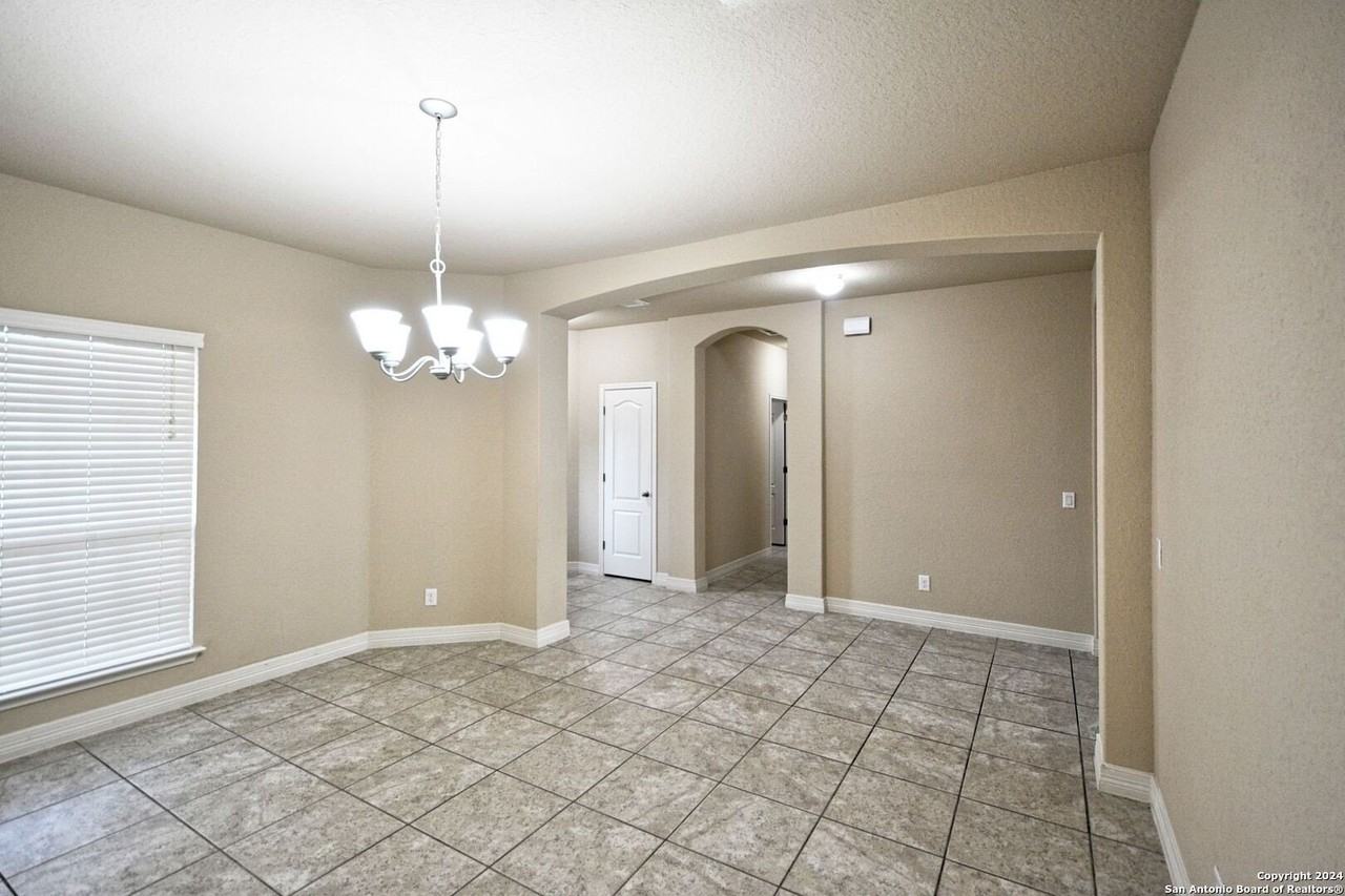 345 Green Heron - Photo 7 of 37