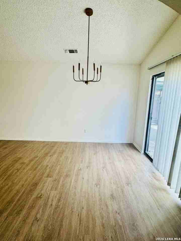 6608 Honey Hl - Photo 6 of 22