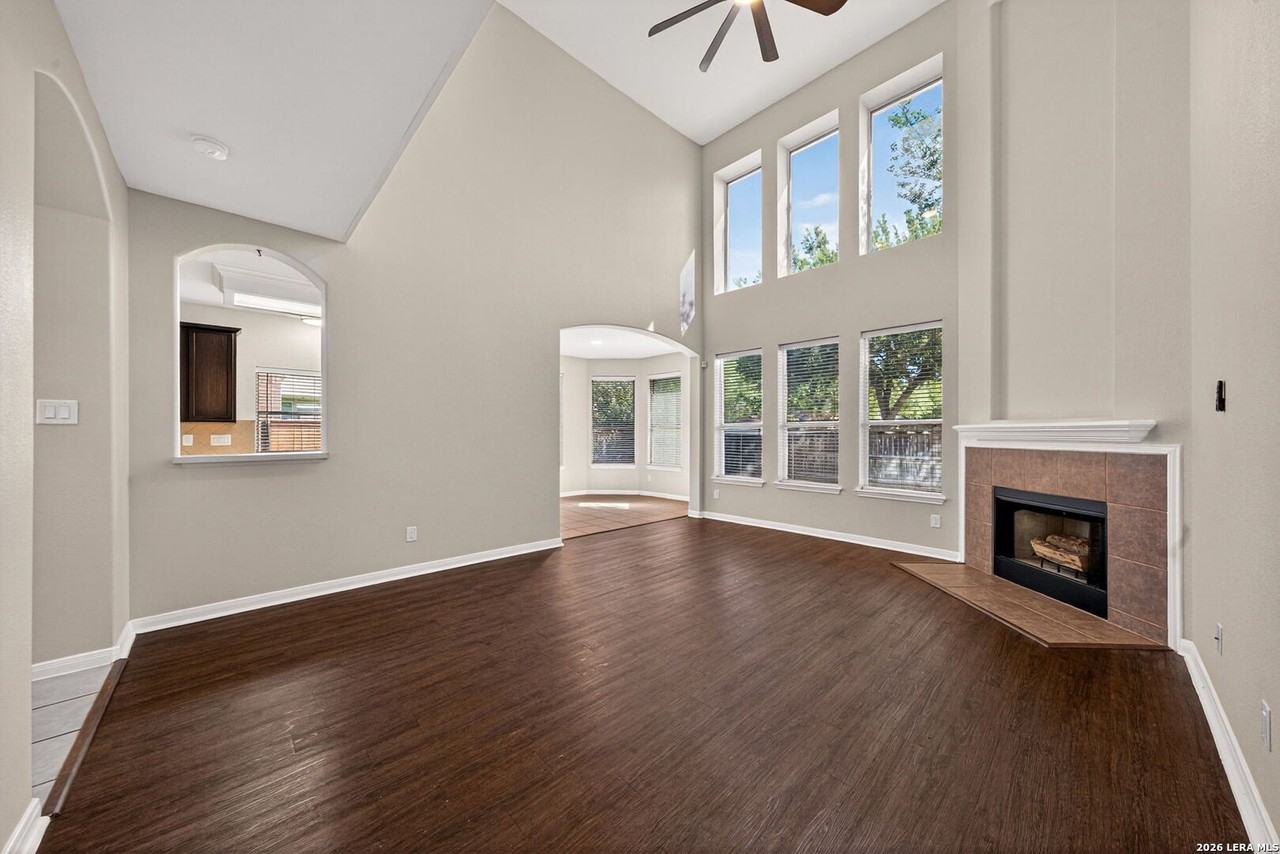 137 Niemietz Cv - Photo 6 of 34