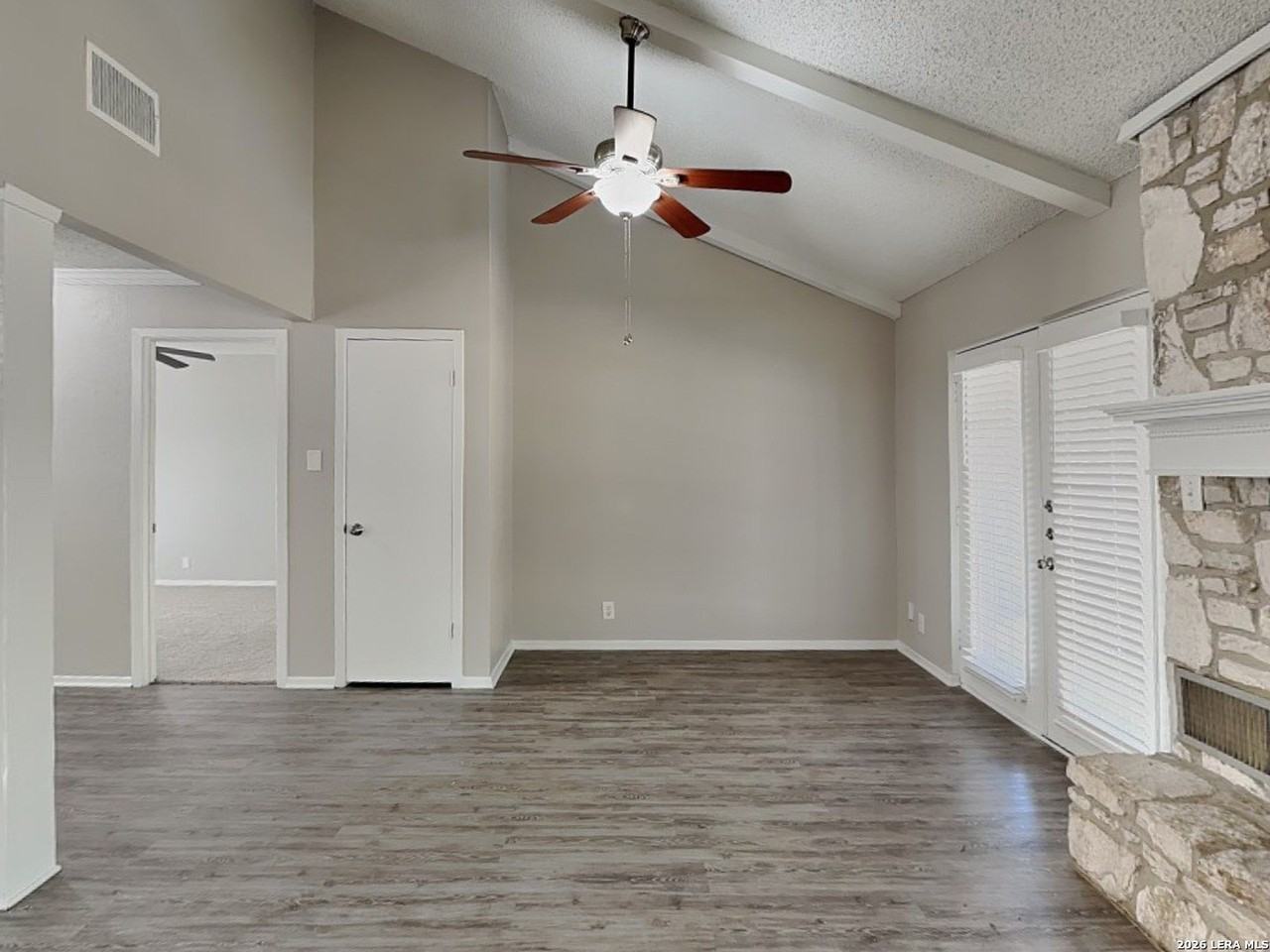 4909 Tiffany Ln - Photo 2 of 16