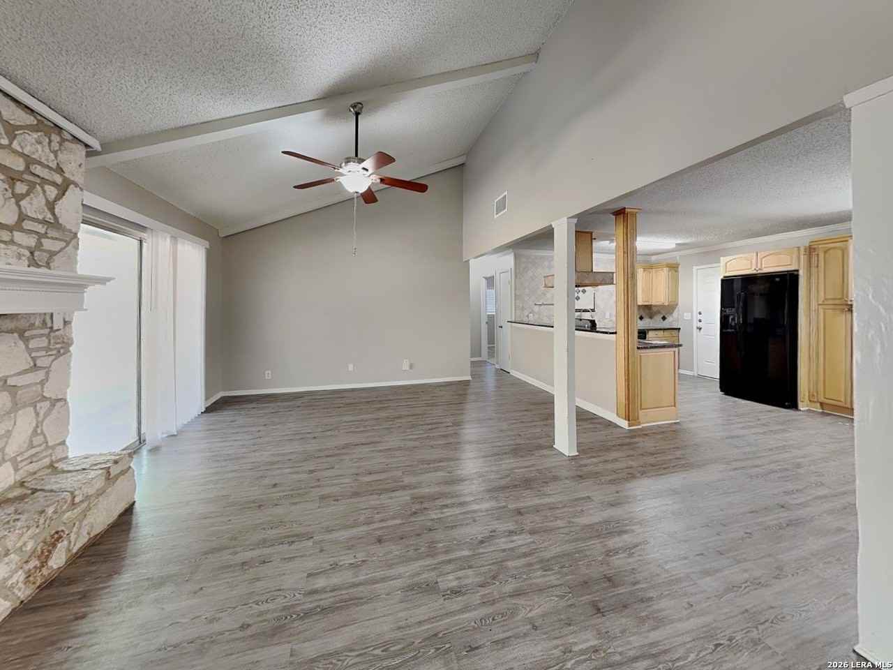 4909 Tiffany Ln - Photo 3 of 16