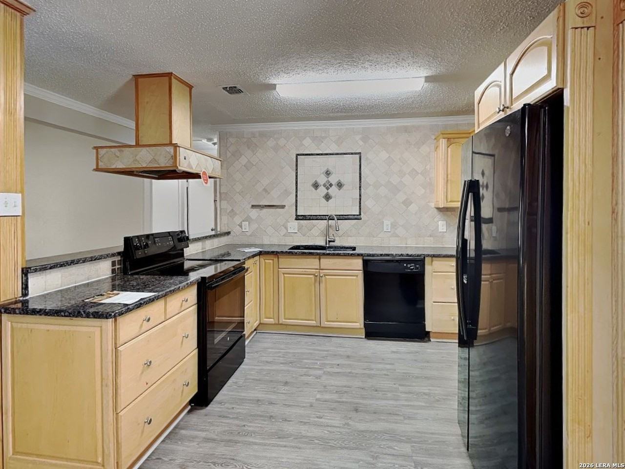 4909 Tiffany Ln - Photo 5 of 16