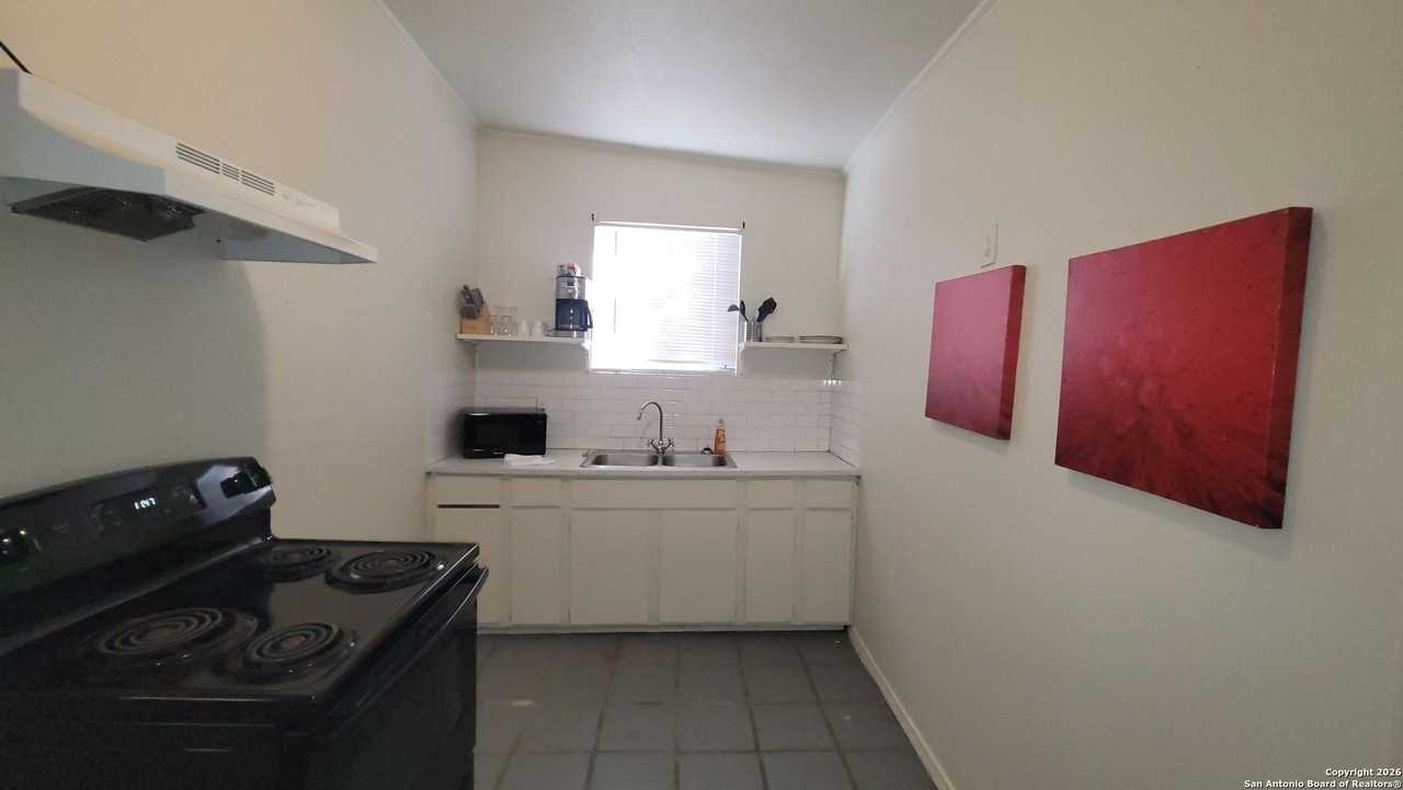 128 Saint Francis Ave #3 - Photo 6 of 12