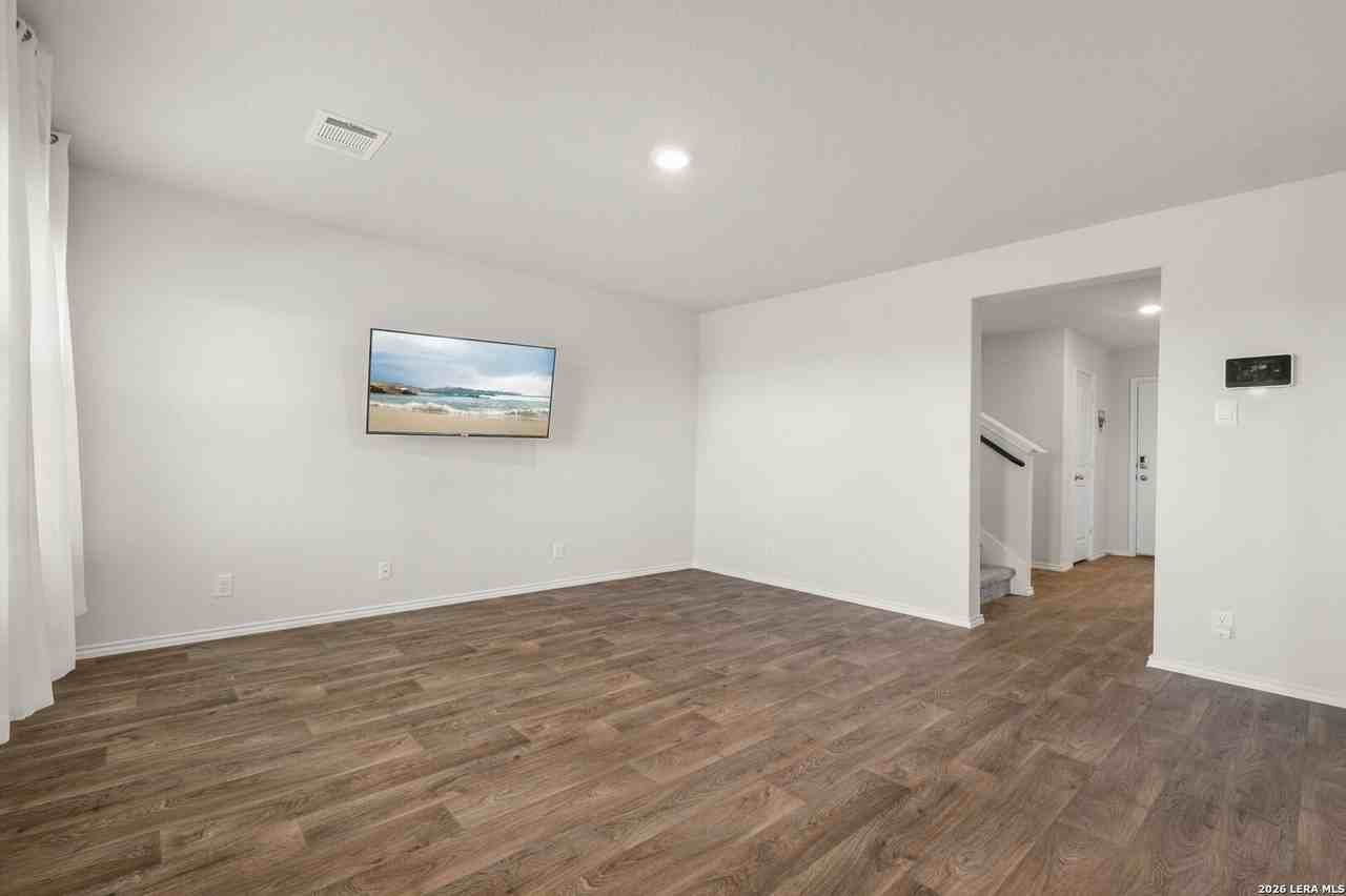 15311 Olive Pigeon - Photo 7 of 24