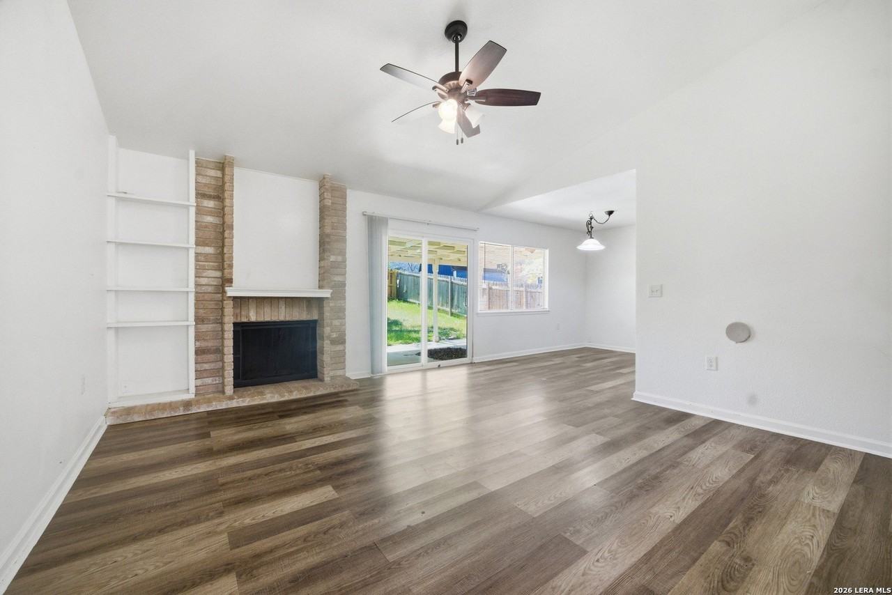 5722 Misty Gln - Photo 7 of 31