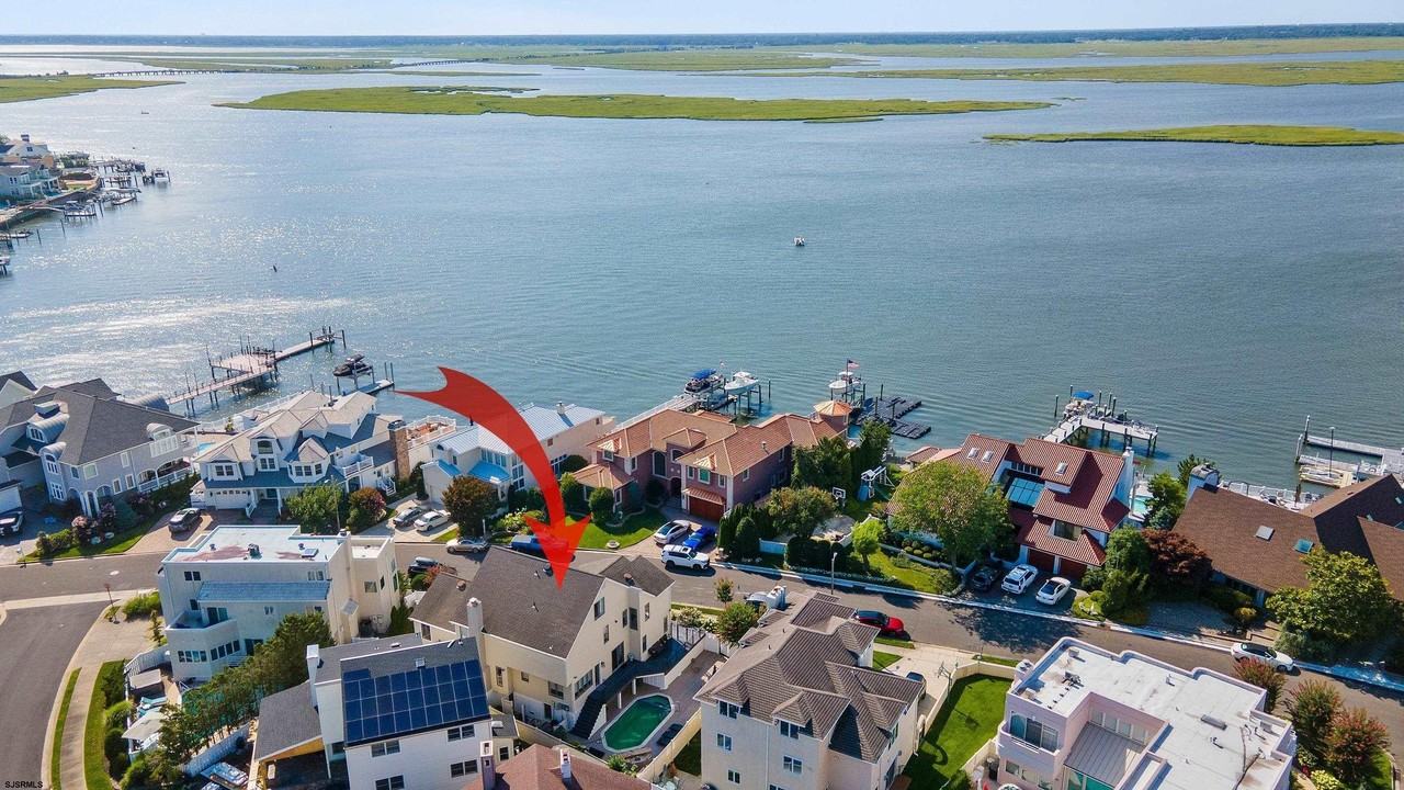 7600 Bayshore Dr - Photo 5 of 50