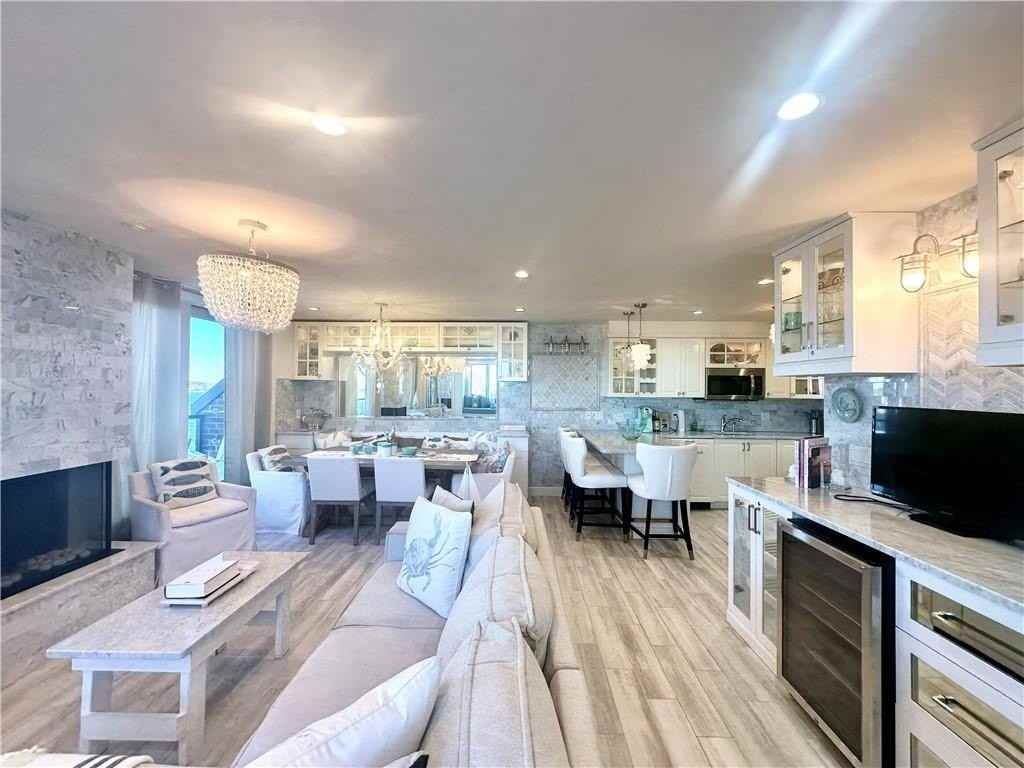 312 America - Photo 6 of 24