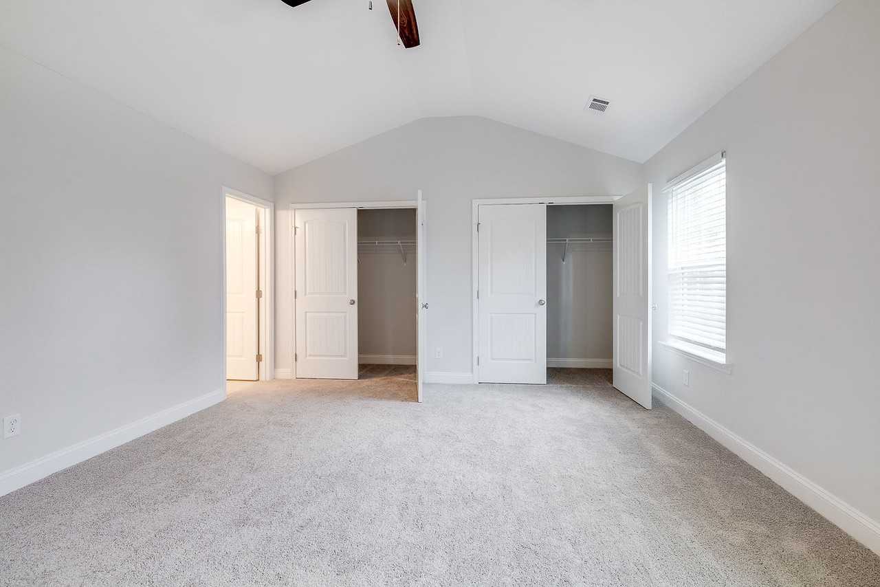 25 Belleau Woods Cir #4 - Photo 2 of 11