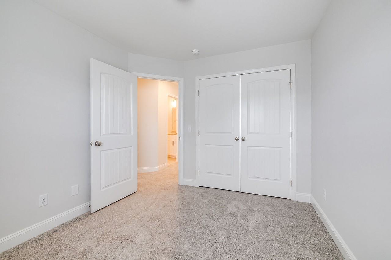 25 Belleau Woods Cir #4 - Photo 3 of 11