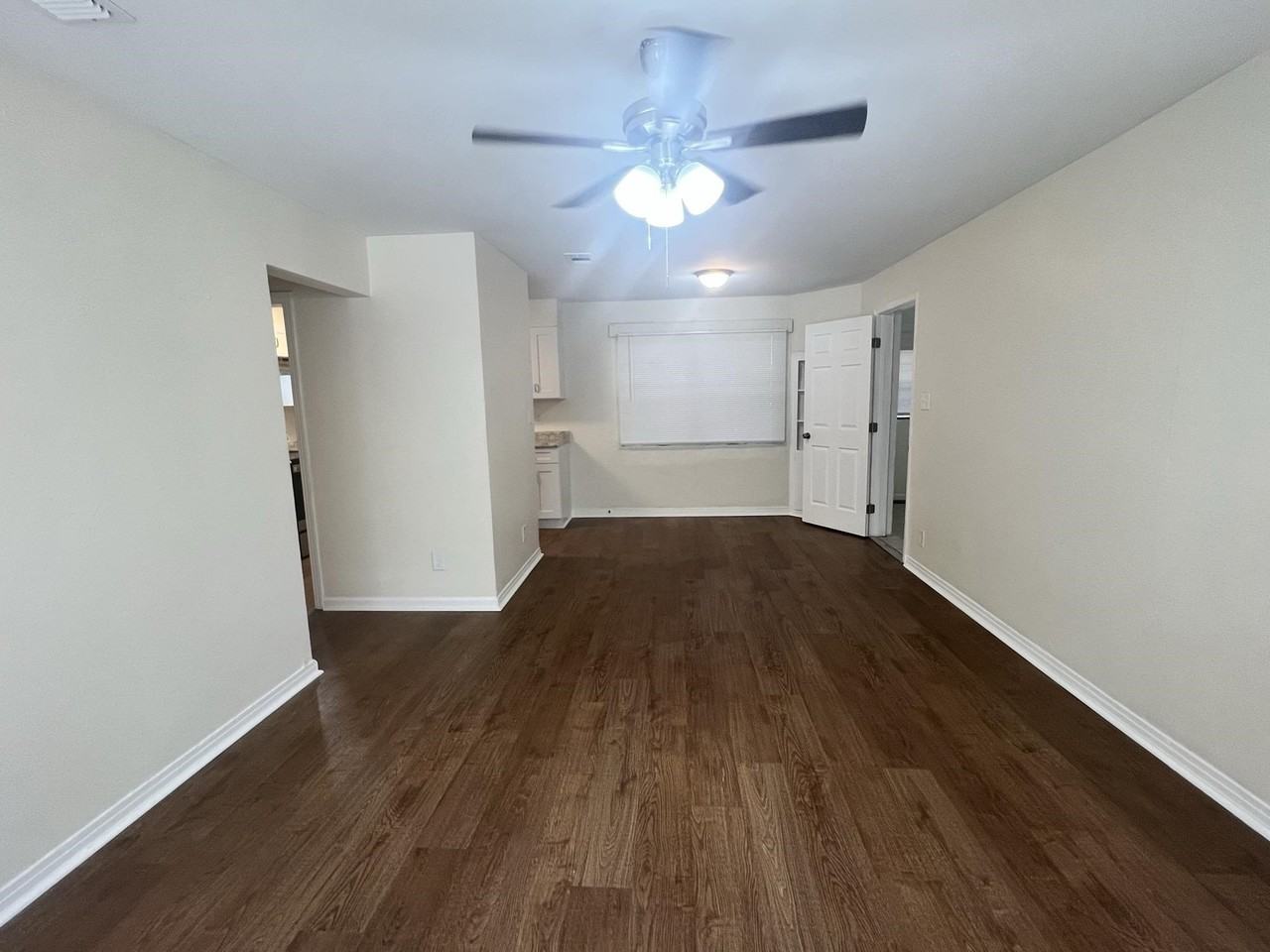 3422 Miami Dr - Photo 2 of 22