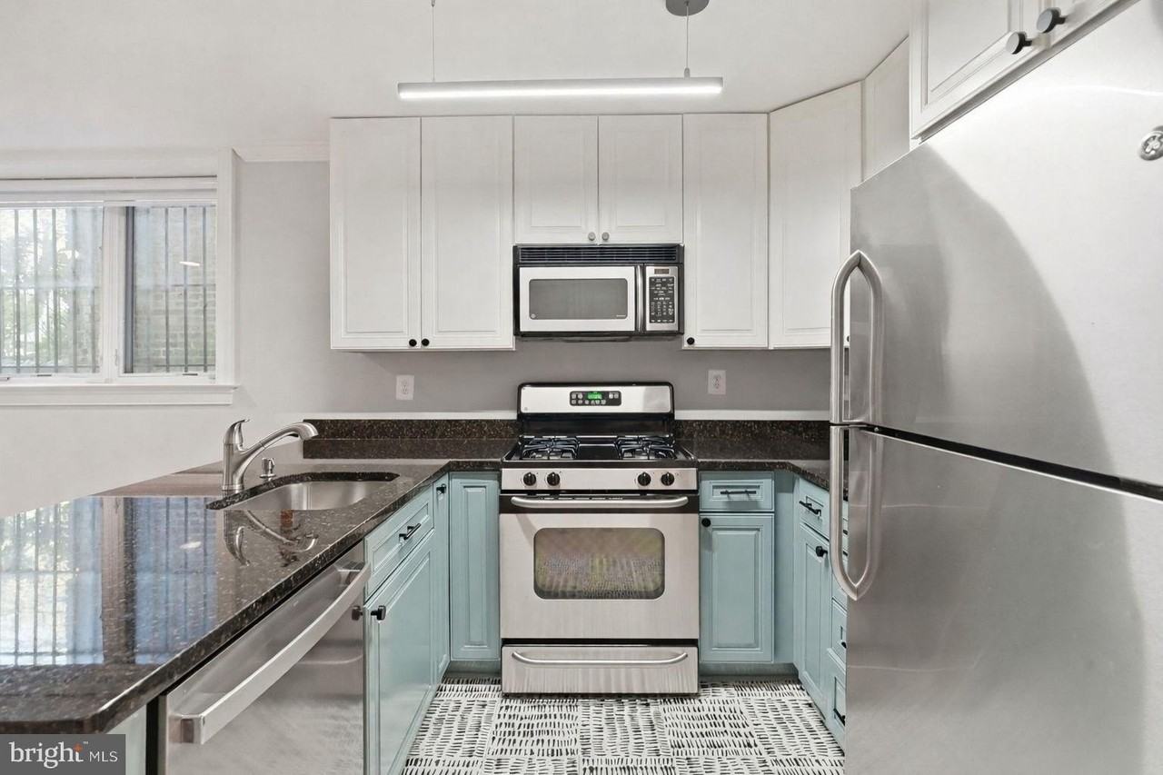 1740 18th St Nw #T2 - Photo 4 of 12