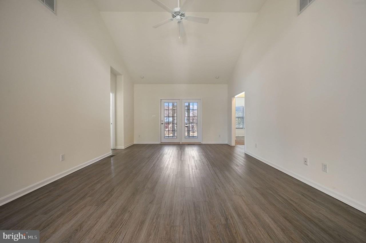 15 Little Birch Dr - Photo 2 of 18