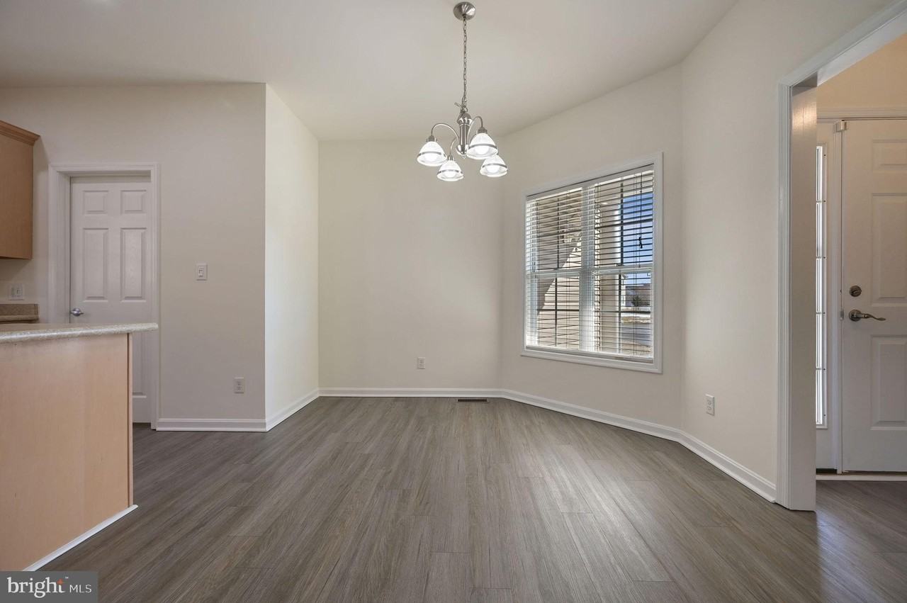 15 Little Birch Dr - Photo 5 of 18