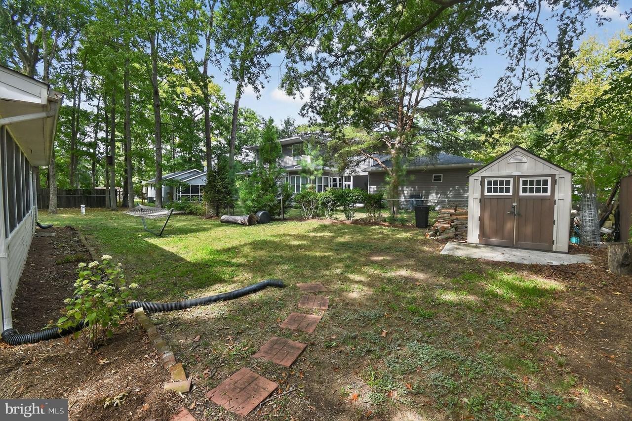 1252 Creek Dr - Photo 3 of 39