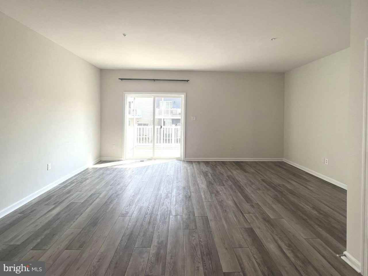 2013 Thornbrook Way - Photo 3 of 17