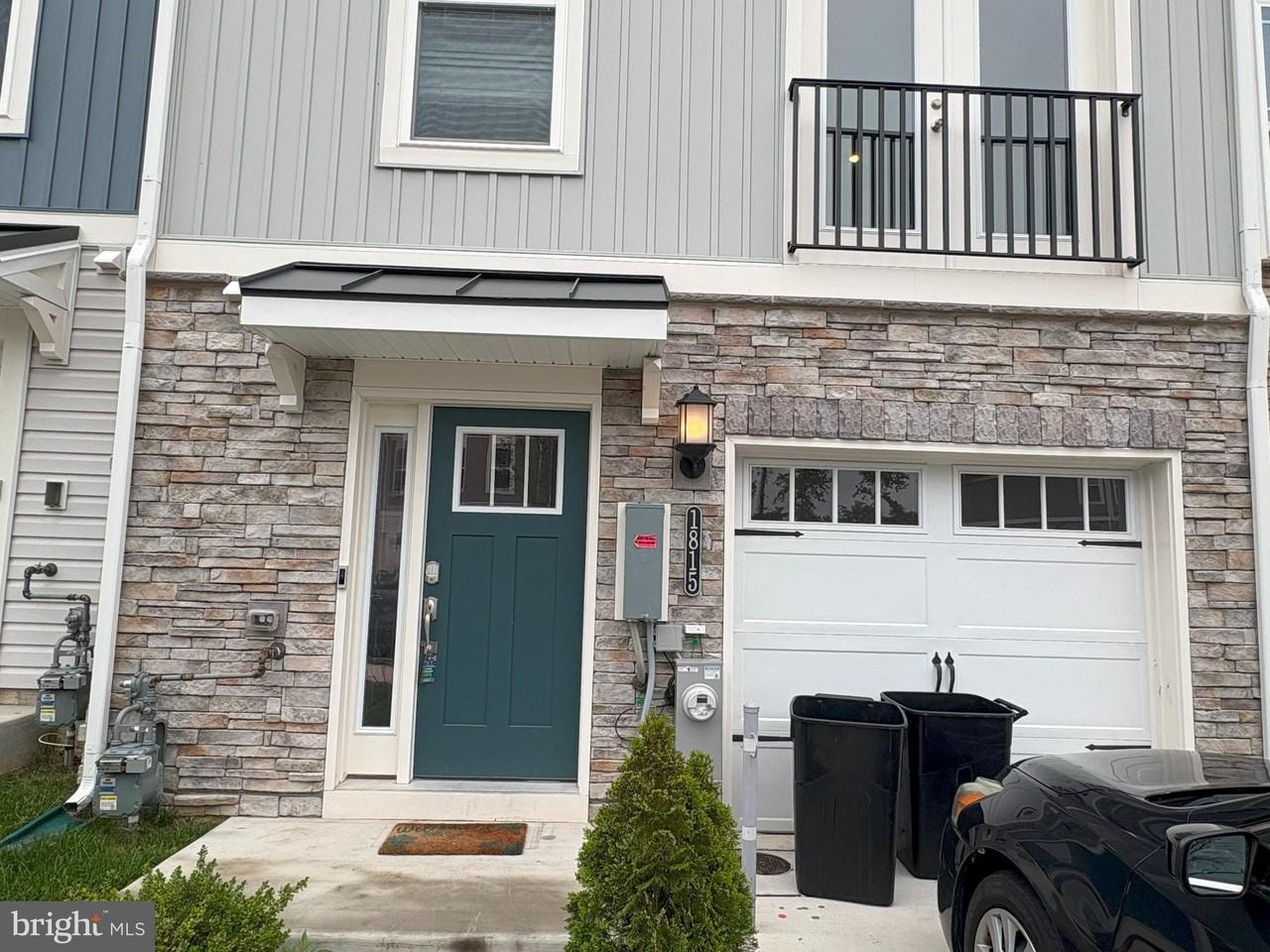 1815 Betterton Rd - Photo 2 of 12