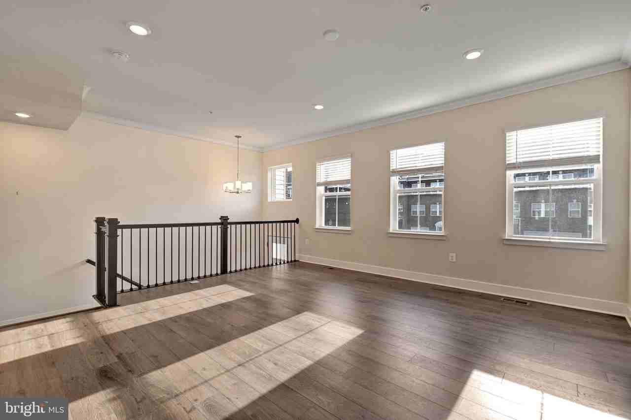 5765 Frederick Douglas Pl - Photo 4 of 43