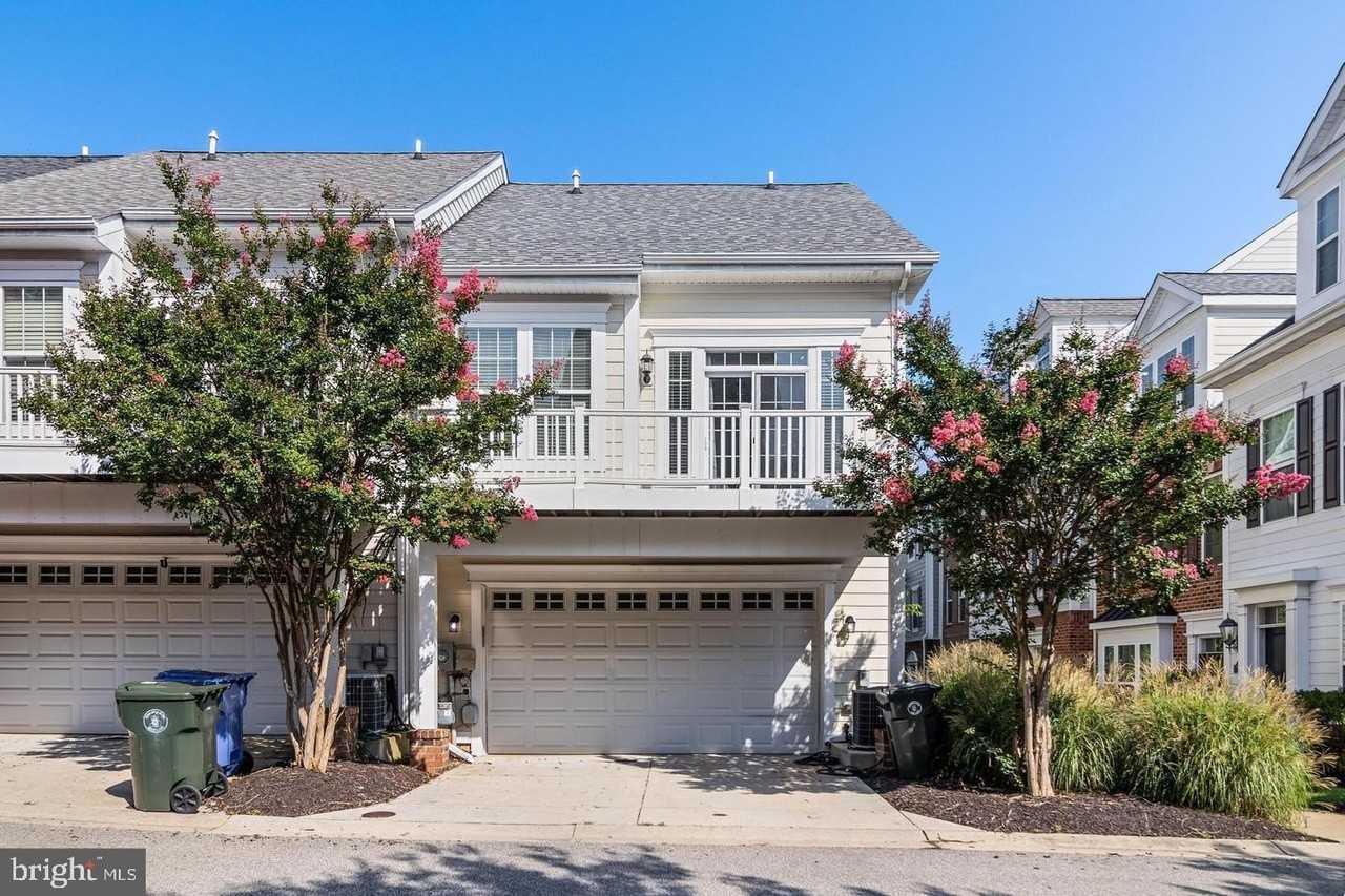 55 Derby Dr - Photo 3 of 4