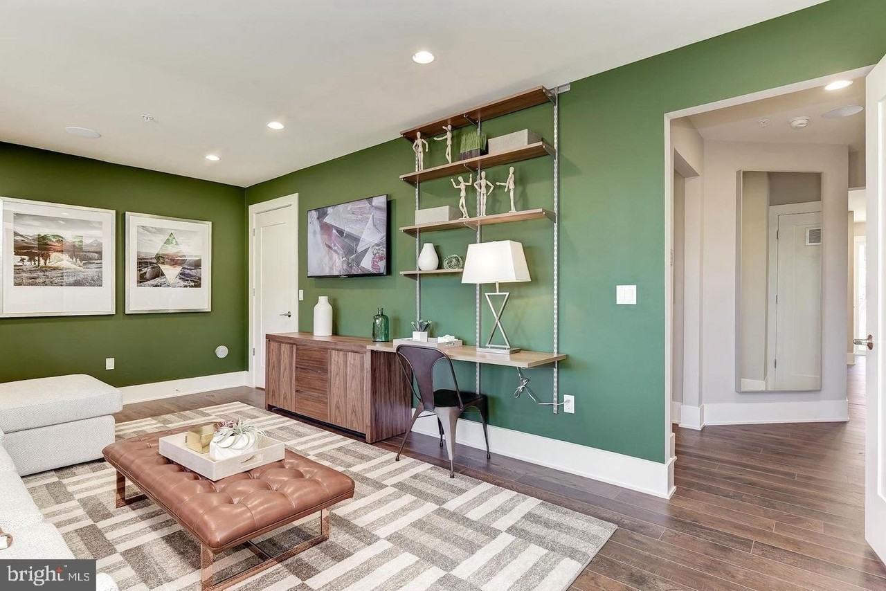 5318 Merriam St - Photo 4 of 25