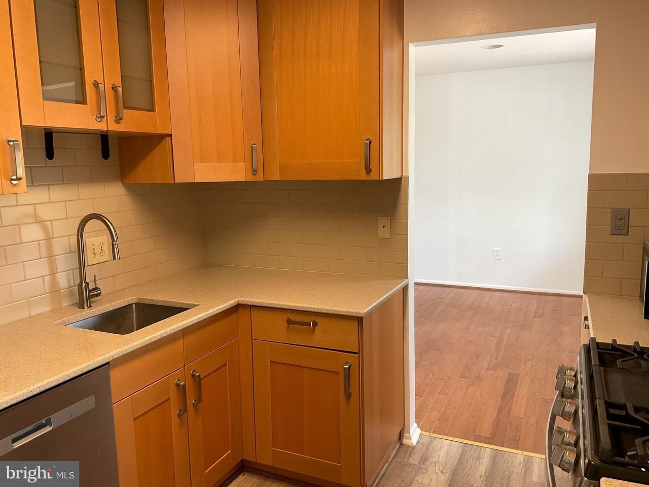 18917 Alpenglow Ln - Photo 3 of 7