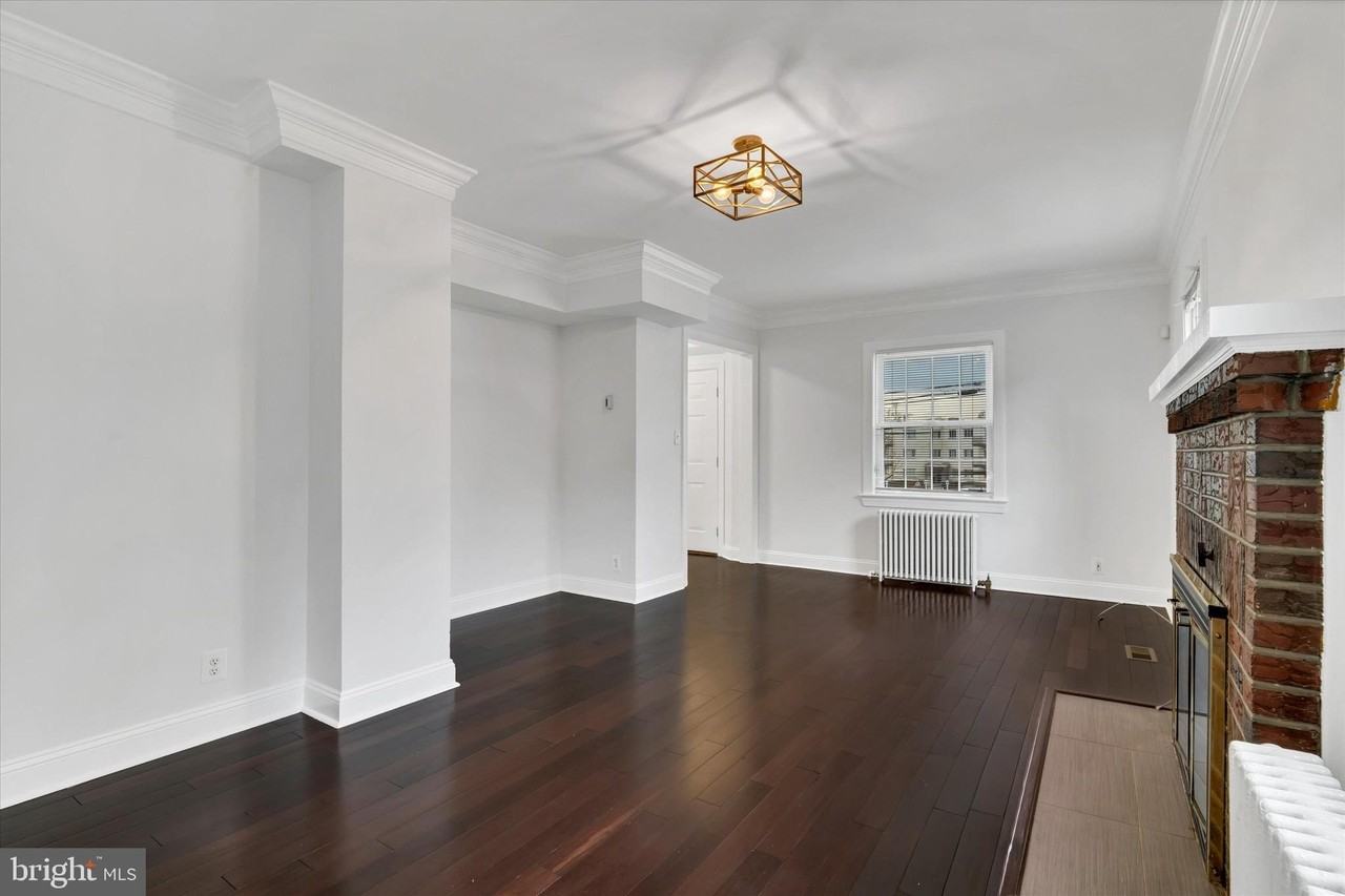 1002 Chillum Rd - Photo 7 of 45