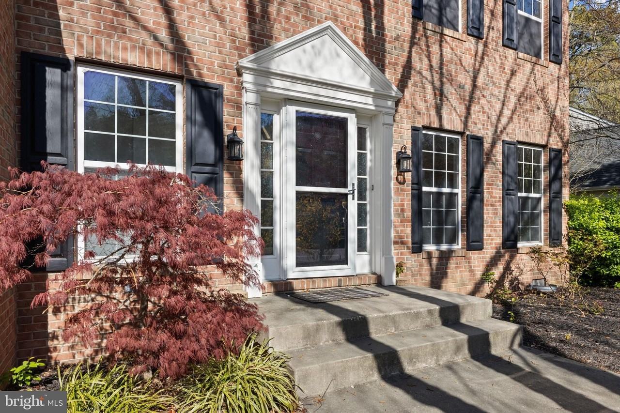 412 Cross Creek Ct - Photo 4 of 27