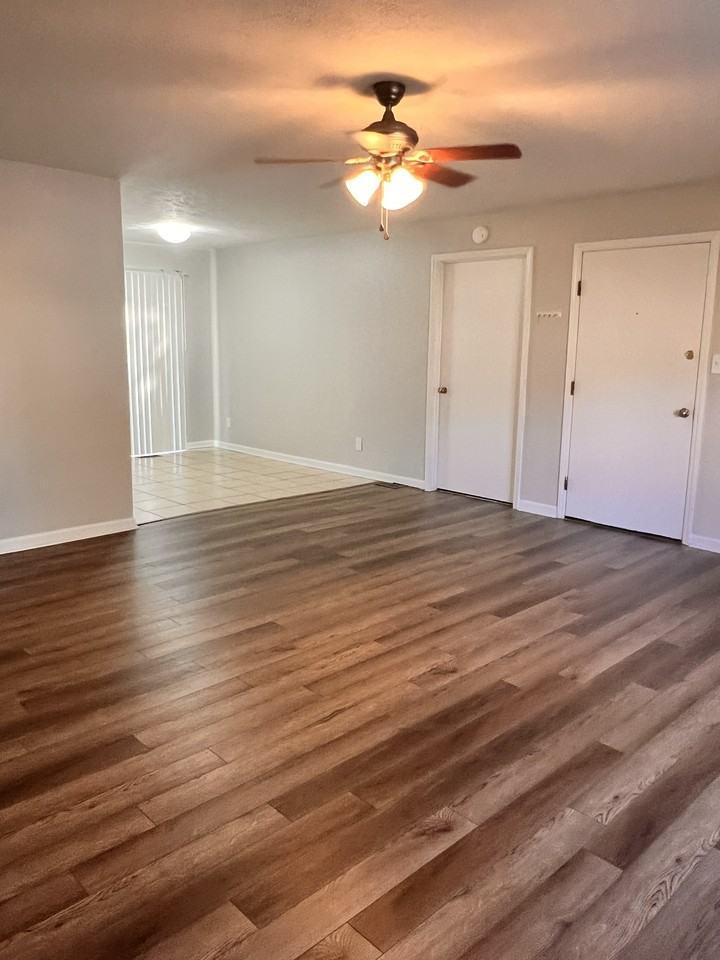 Bay West Court NEW - 115 #115 - Photo 3 of 8